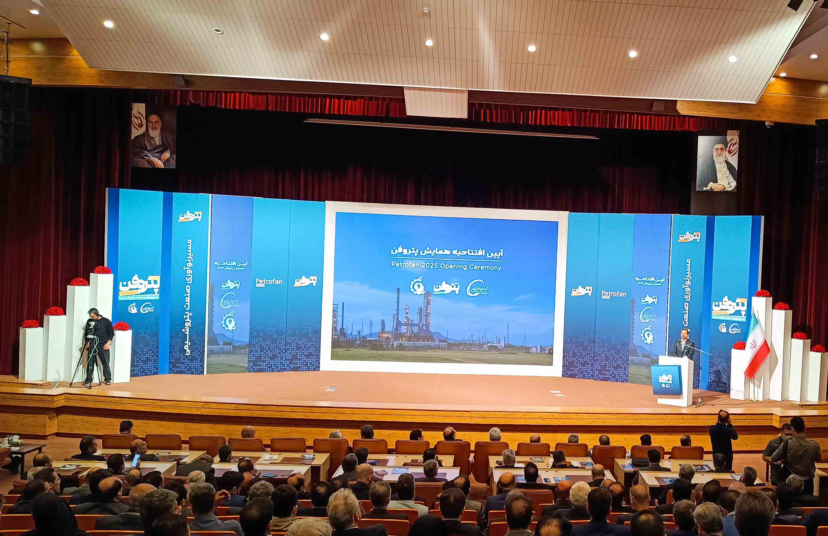 تعامل فناورانه با صنعت پتروشیمی و ارائه توانمندی‌های بومی